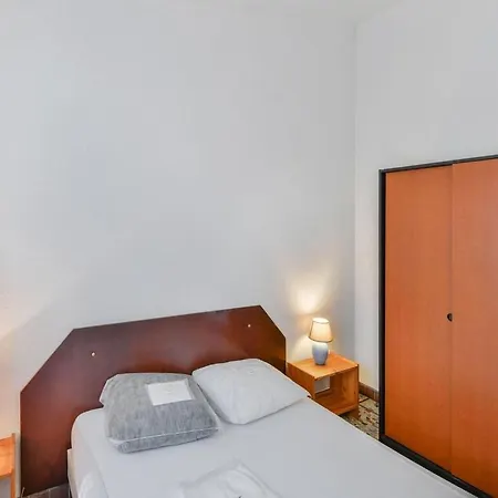 Alluring Holiday In Saint-savinien With Pool
